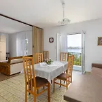 Apartment Amazing In With House Sea View