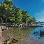 Amazing In With House Sea View *